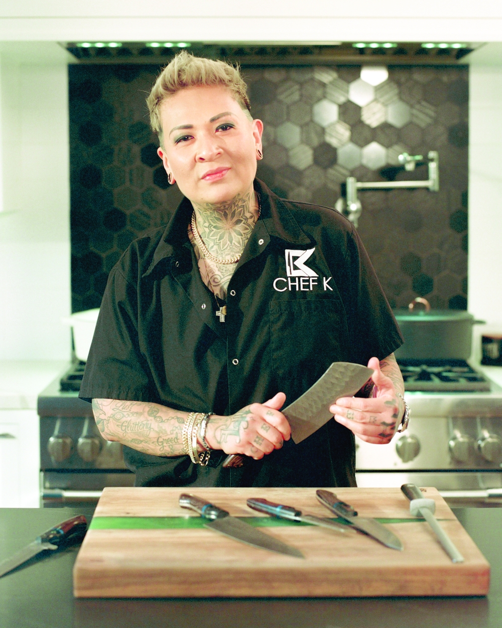 Khristianne Uy, a private chef known as Chef K, in  Sherman Oaks, Calif. on Aug. 11, 2022. (Carlos Jaramillo/The New York Times)