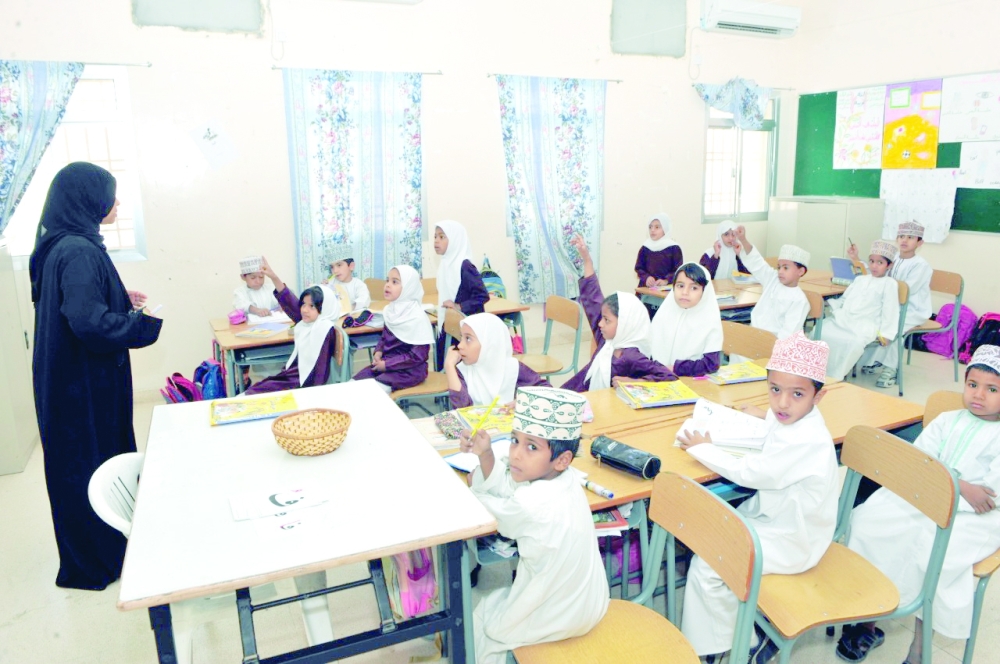 24,665 students from social insurance families and 34,365 from low-income families to benefit from the scheme