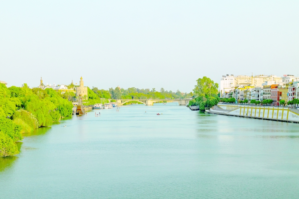 The Guadalquivir, a Spanish pronunciation of the Arabic wadi-al-kabir, or big valley, in Córdoba, Spain on Aug. 6, 2022. (Emilio Parra Doiztua/The New York Times)