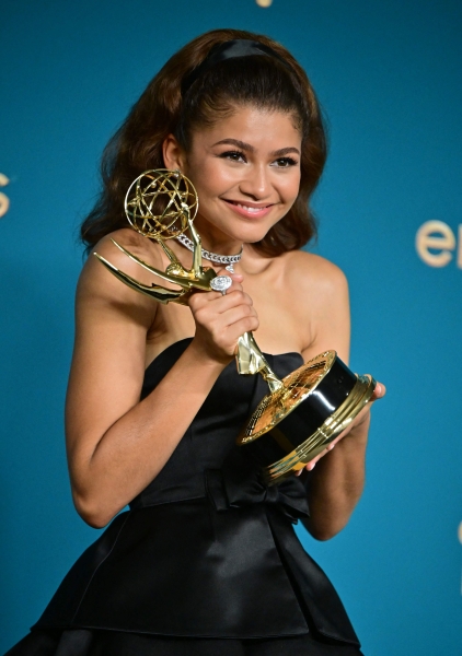 'Succession' wins best drama at Emmys - Oman Observer - Vimarsana News