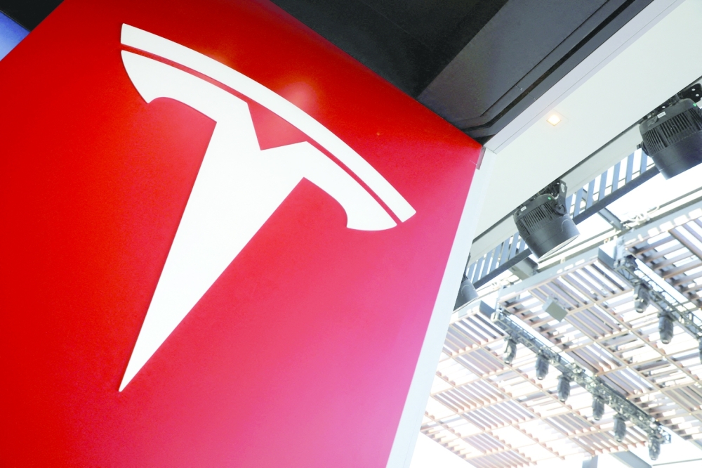 A Tesla logo is seen in Los Angeles, California U.S. January 12, 2018. REUTERS/Lucy Nicholson/File Photo