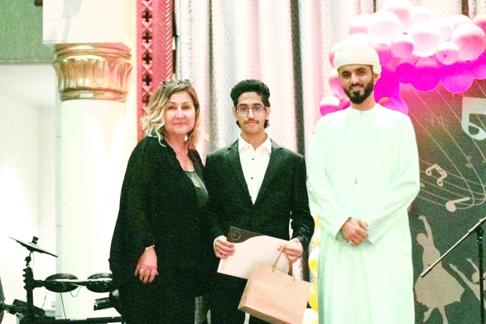 Ammar Al Hadhrani with Dr Saida