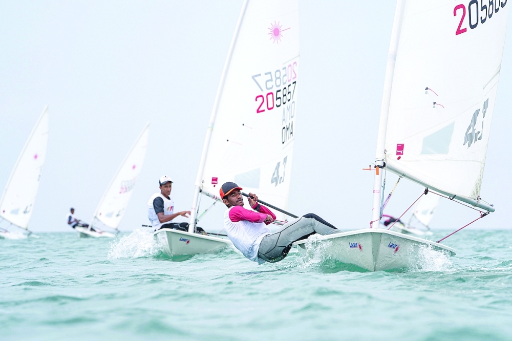 Archive image of ILCA4 Boat صورة أرشيفية لقارب الإلكا 4 (1)