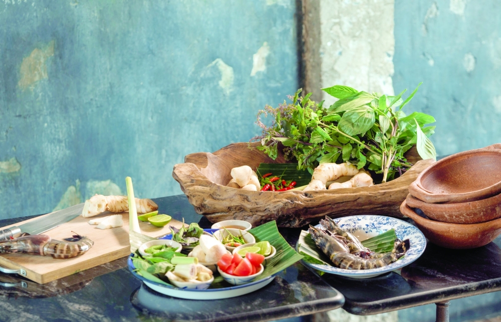 Ingredients at Rongos, a restaurant in Bangkok. If theres a single dish that captures Thailands essence, it might be tom yum goong. (David Rama Terrazas Morales/The New York Times)