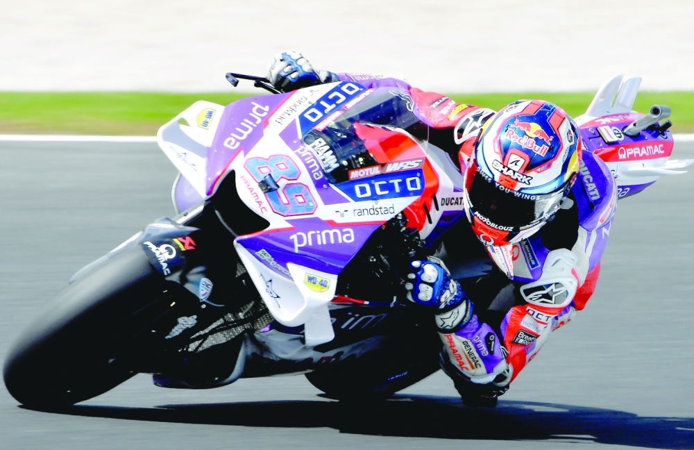 Prima Pramac's Spanish rider Jorge Martin rides his bike during the MotoGP fourth practice session in Phillip Island on October 15, 2022, ahead of Australian MotoGP Grand Prix.  (Photo by Paul CROCK / AFP)

