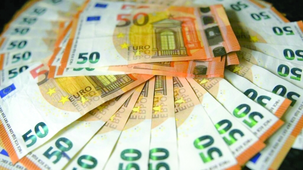 Credit card use has been rising throughout the eurozone, but Italy has persisted in its preference for cash . -- AFP