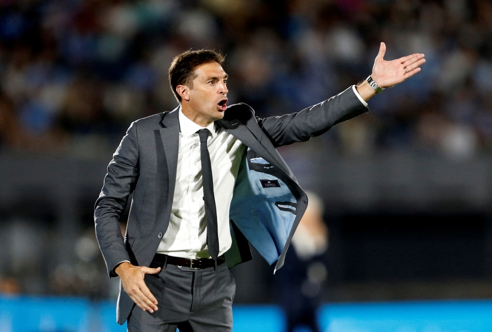 Uruguay coach Diego Alonso 