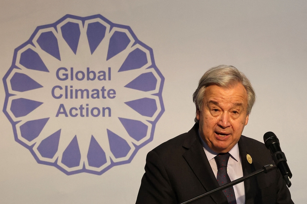 United Nations Secretary General Antonio Guterres speaks during a UN expert panel at the COP27 climate conference at the Sharm el-Sheikh International Convention Centre, in Egypt's Red Sea resort city of the same name, on November 8, 2022.  (Photo by JOSEPH EID / AFP)
