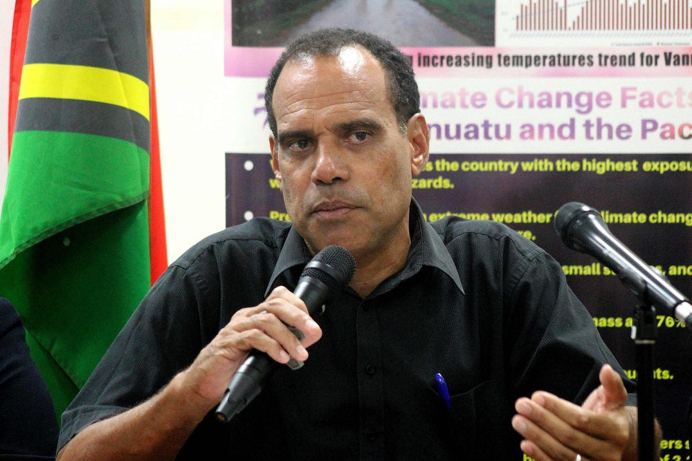  Vanuatu Climate Change Minister Ralph Regenvanu speaks to media as the nation is drawing up plans to relocate "dozens" of villages within the next two years, as they come under threat from rising seas, the Pacific nation's climate chief told AFP on December 1. 
