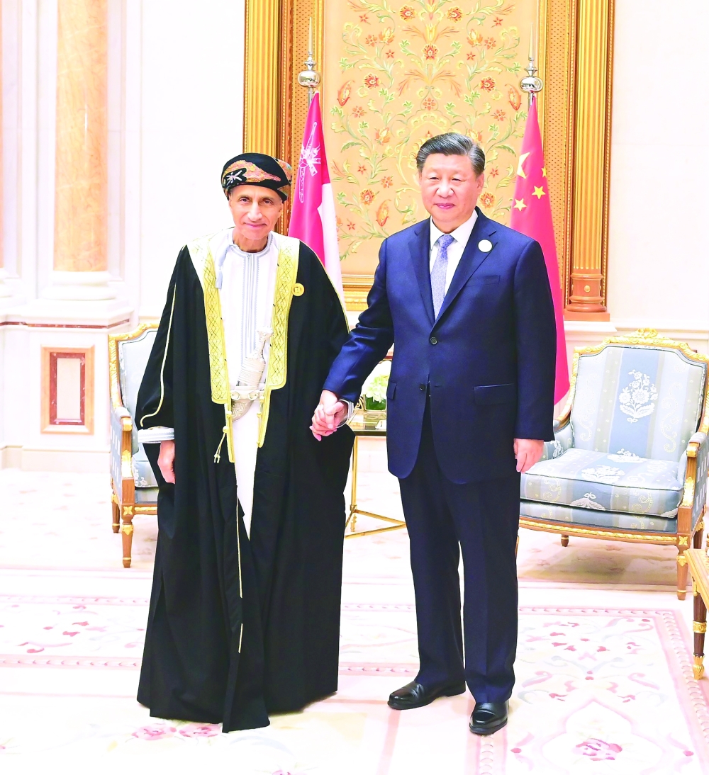 HH Sayyid Fahd bin Mahmood al Said, Deputy Prime Minister for the Council of Ministers, with Chinese President Xi Jinping in Riyadh on Friday