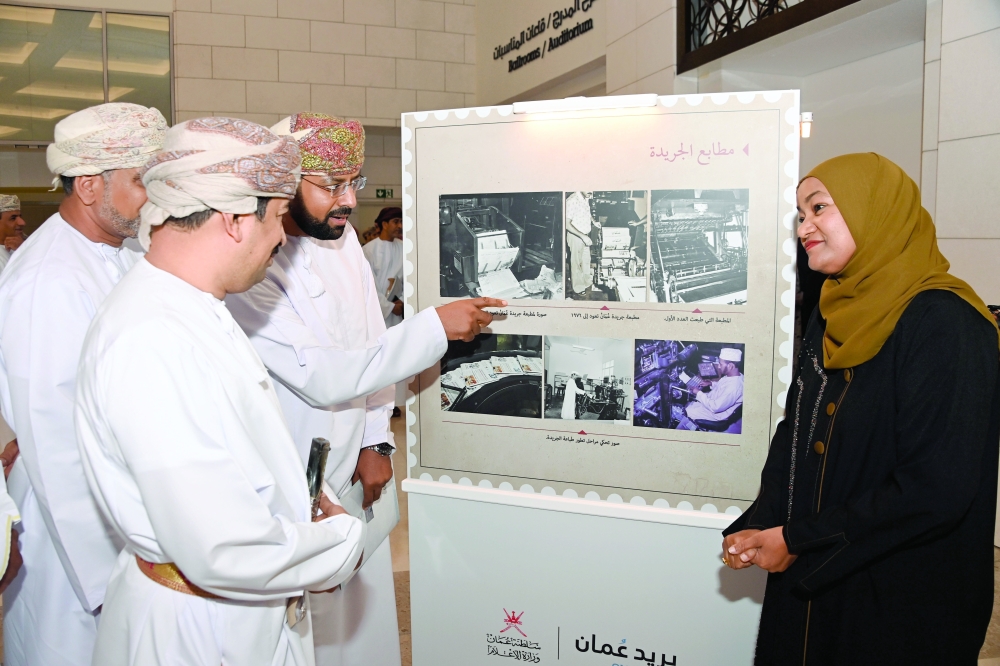  Dr Abdulla Nasser Al Harrasi, Minister of Information, at the 50th anniversary celebration of Oman Arabic daily newspaper in Muscat on Wednesday. — ONA