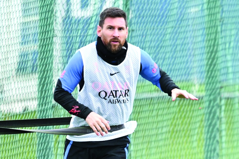 Paris Saint-Germain's Argentine forward Lionel Messi takes part in a training session at the club's "Camp des Loges" training ground in Saint-Germain-en-Laye, west of Paris on January 5, 2023.  (Photo by Bertrand GUAY / AFP)

