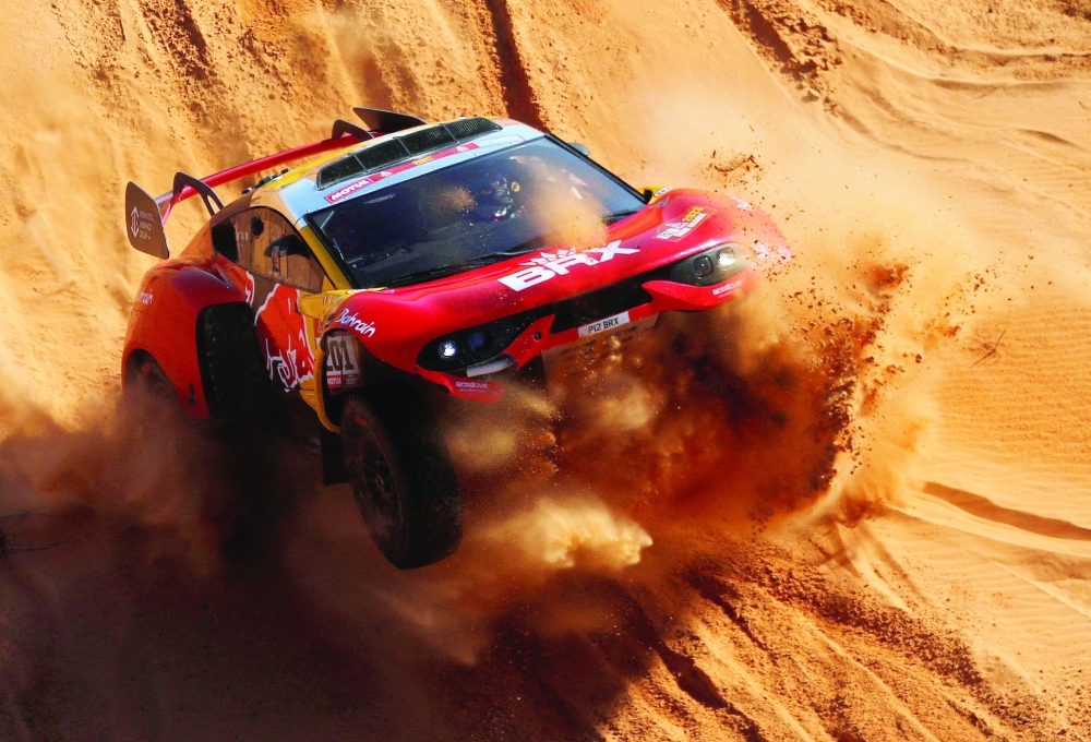 Rallying - Dakar Rally - Stage 5 - Ha'il to Ha'il - Saudi Arabia - January 5, 2023 Bahrain Raid Xtreme's Sebastien Loeb and co-driver Fabian Lurquin in action during stage 5 REUTERS/Hamad I Mohammed     TPX IMAGES OF THE DAY
