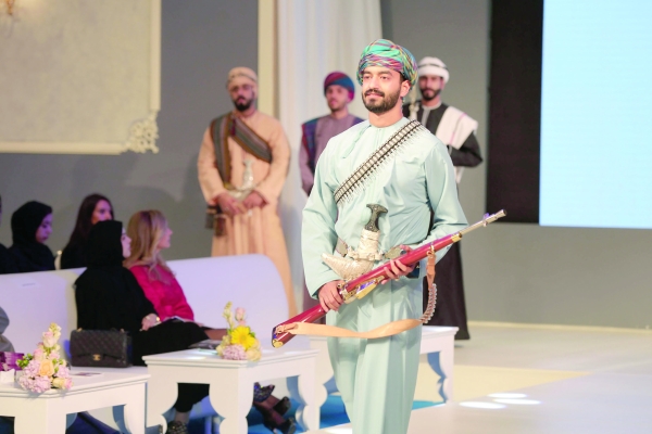 Bridal elegance lights up the night - Vimarsana News