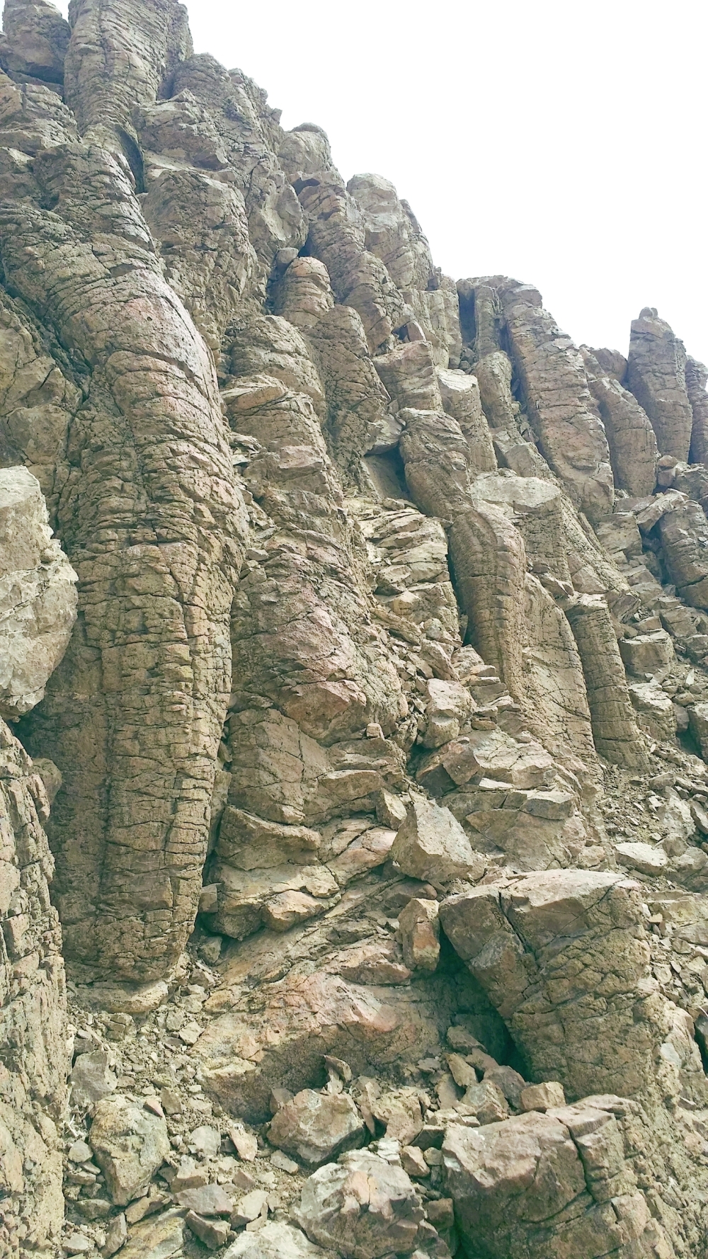 Lava volcanoes in Sohar