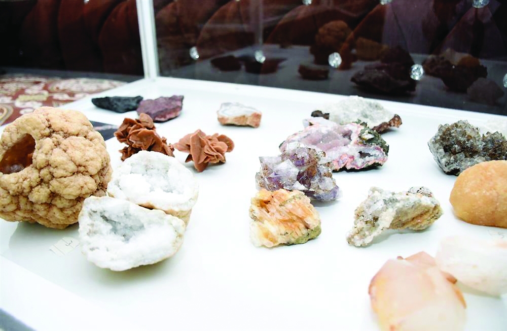 Semi precious stones