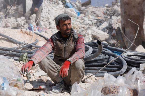 Syrians pick up pieces alone after earthquake - Vimarsana News