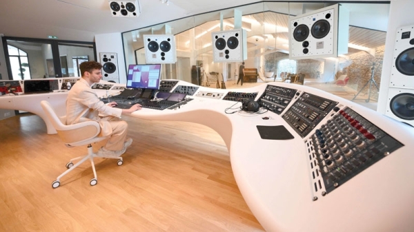 France's music hotspots, boosted by Brad Pitt - Vimarsana News