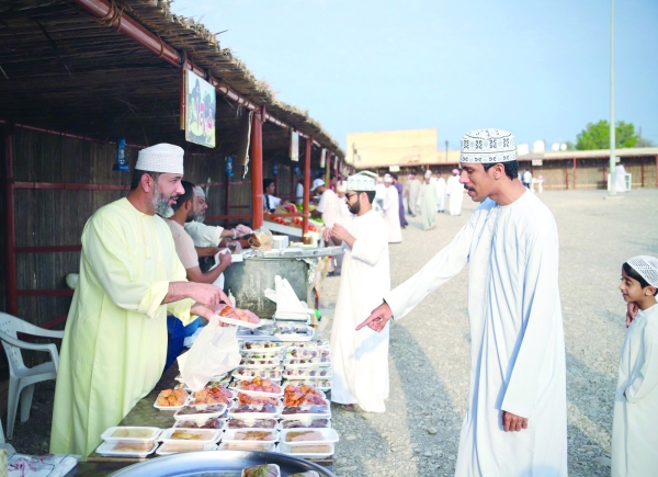 'Al Arsa' Ramadhan market in Shinas revives with new look - Vimarsana News