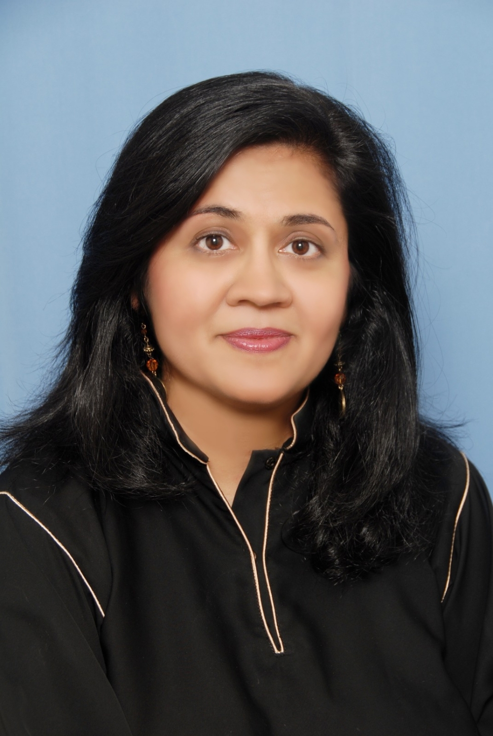 Dr. Nishat Shams