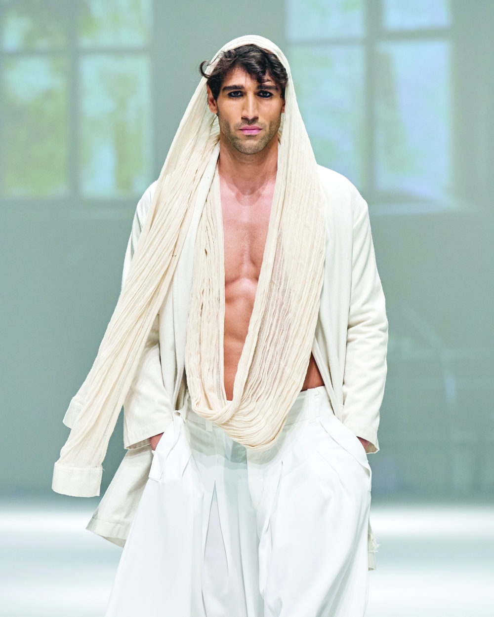 Photo: Carlo Scarpato / Gorunway.com