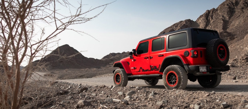 Jeep_Wrangler_Spotlight_1920x850_Light_BG.jpg.img.1440