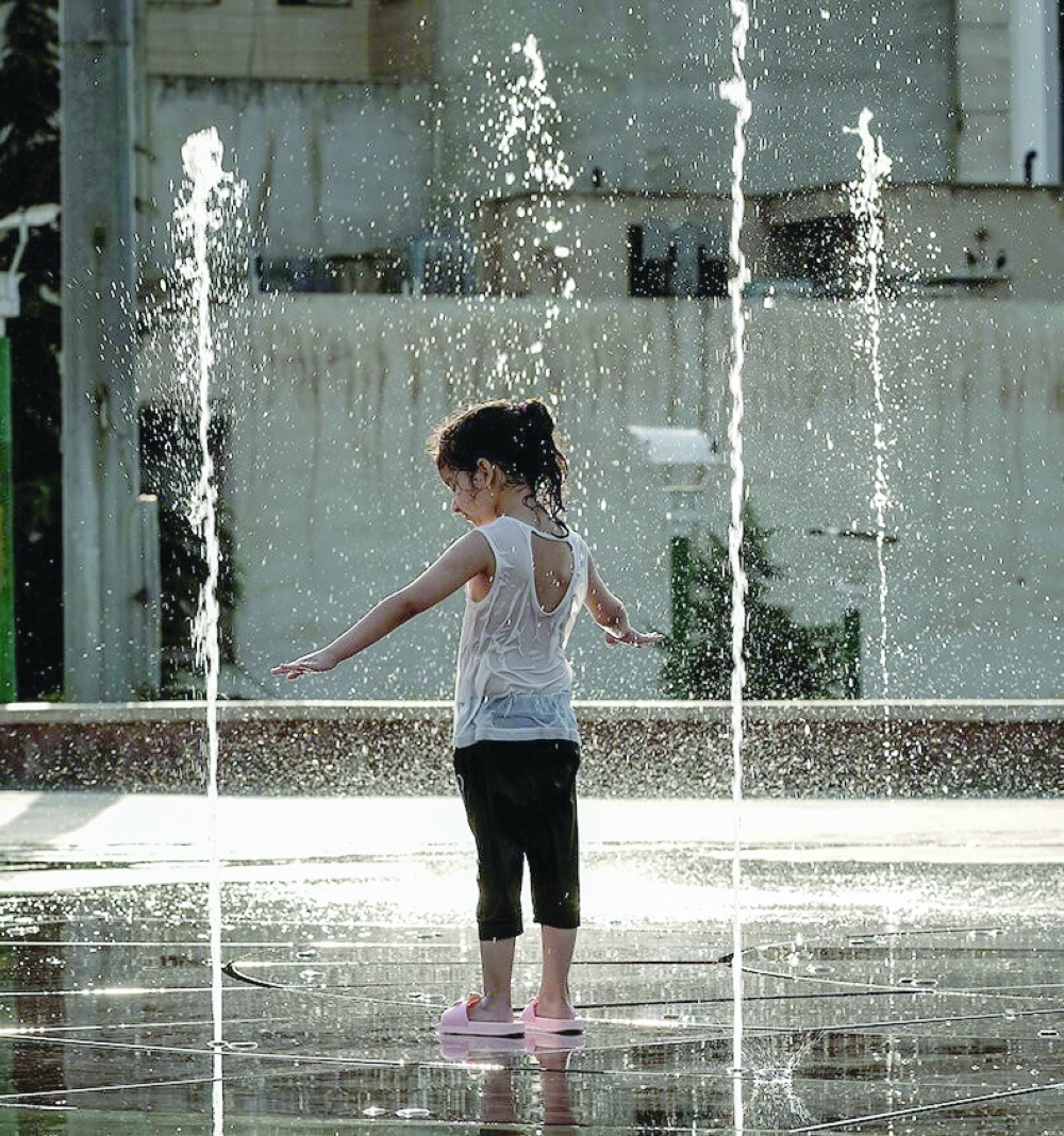 Met office forecast temperatures exceeding 40 degrees Celsius in many cities, and nearly 50 degrees Celsius in the southwest