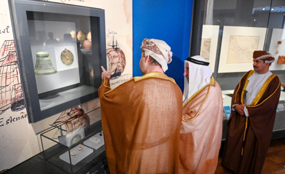 Sheikh Dr. Sultan bin Muhammad al Qasimi, Member of the Supreme Council of the United Arab Emirates and Ruler of the Emirate of Sharjah, visited the National Museum on Wednesday