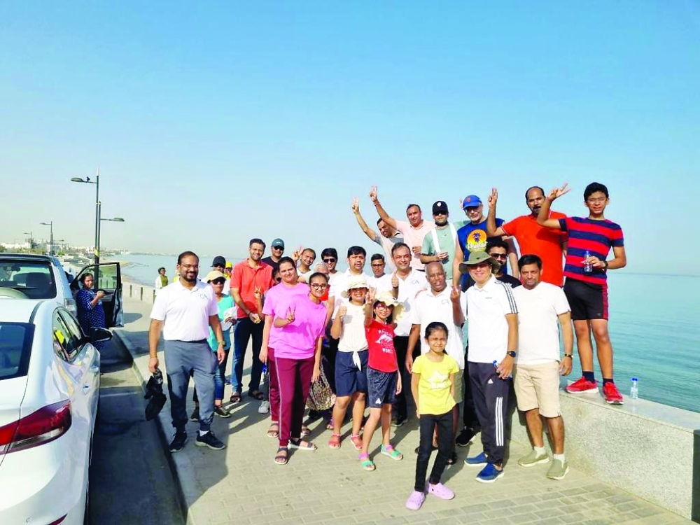ICAI Muscat Chapter members took part in the Qurum beach clean up campaign