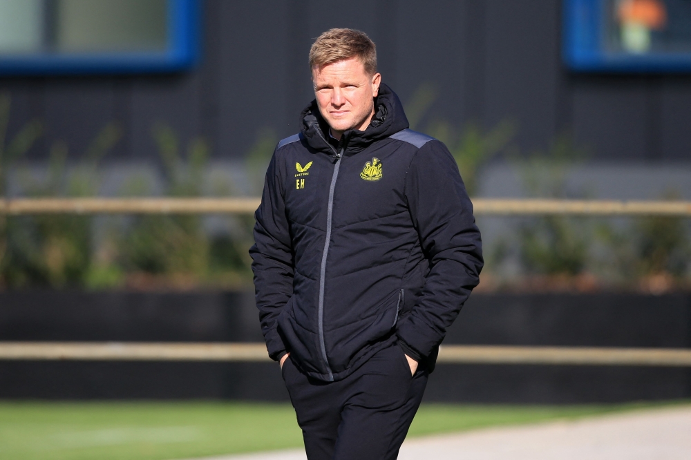 Newcastle United's English head coach Eddie Howe attends a training session at the team's training facility in Newcastle-upon-Tyne, northeast England, on October 3, 2023 on the eve of their UEFA Champions League group F football match against Paris Saint-Germain. (Photo by Lindsey Parnaby / AFP)

