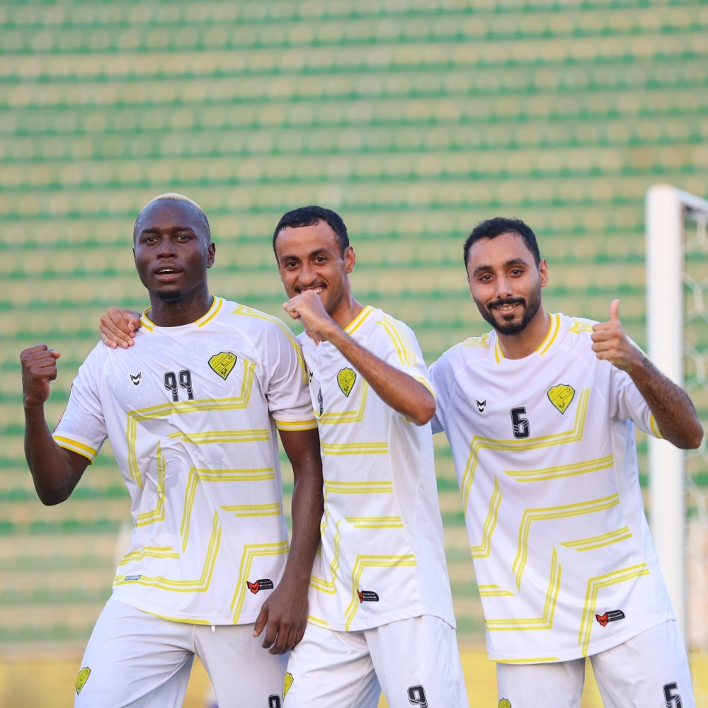 Al Khabura Club players celebrating the goal