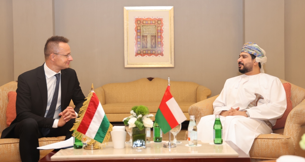 Qais Mohammed al Yousef, Minister of Commerce, Industry and Investment Promotion, met Peter Szijjártó, Minister of Foreign Affairs and Trade of Hungary