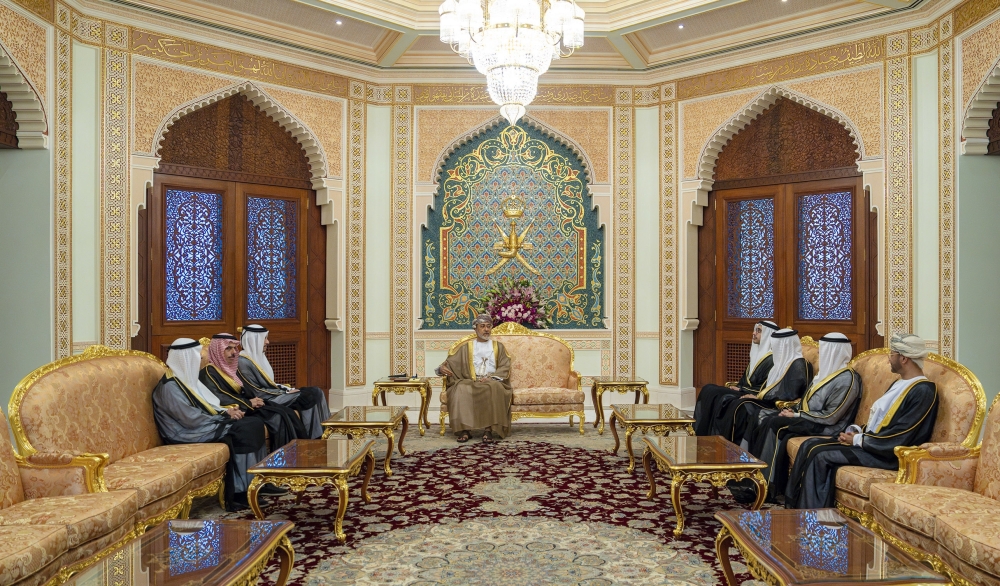  His Majesty Sultan Haitham bin Tarik gave an audience at Al Barakah Palace this evening to GCC Foreign Ministers, in the presence of the GCC Secretary General