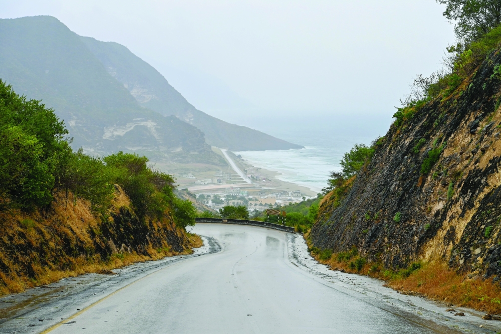 Heavy rains are reported in coastal wilayats of Dhofar Governorate.