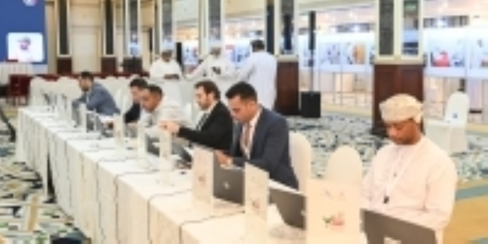 Timothy Constantine of the Washington Times said such a process in an Arab country is laudable and a significant step towards people’s participation in national decision-making.