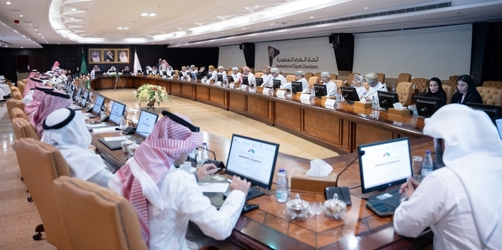 Oman, Saudi Arabia review opportunities to establish projects in economic zones