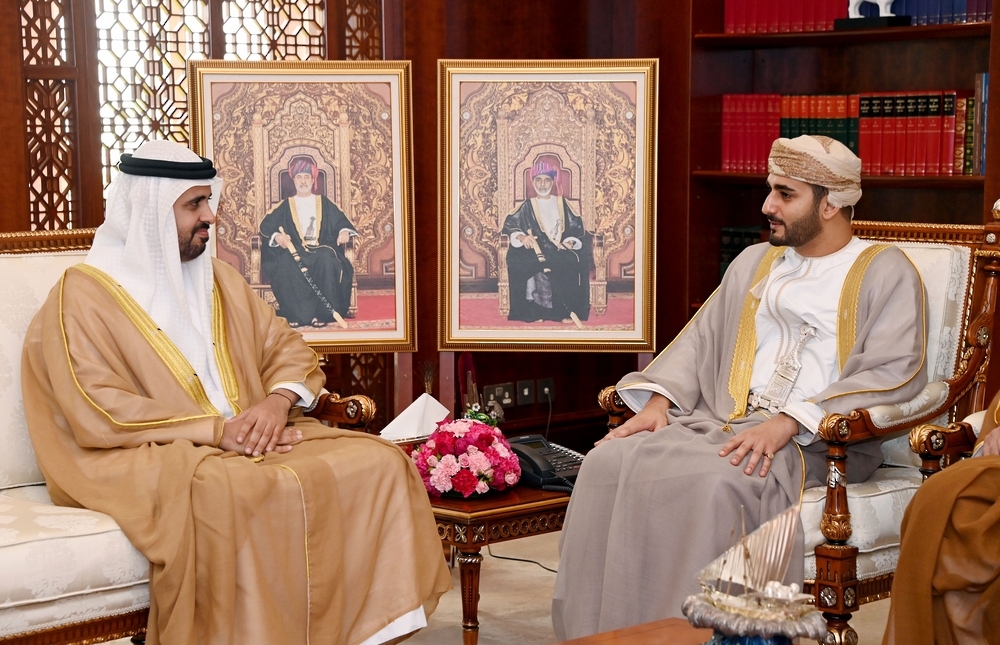 HH Sayyid Theyazin receives Shaikh Theyab bin Mohammed Al Nahyan