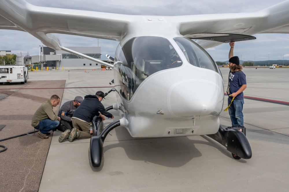 In addition to having no emissions, electric aircraft are designed to be simpler to operate and maintain than conventional helicopters and planes.


