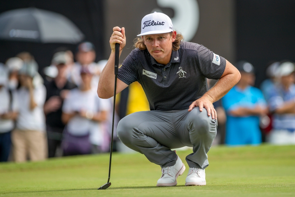 Cameron Smith fired a seven-under-par 63 in the first round.