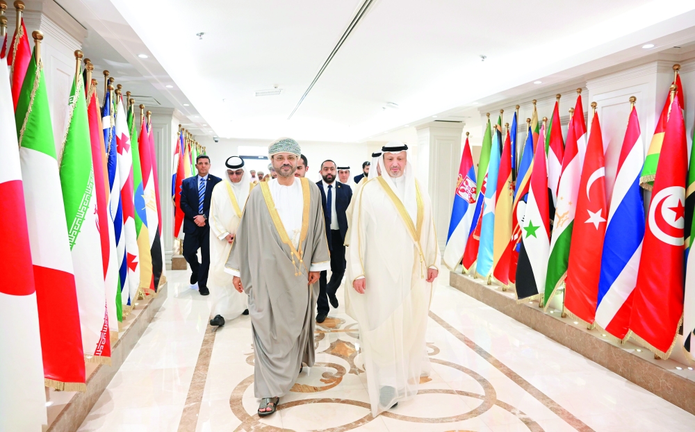 Sayyid Badr and his Kuwaiti counterpart underlined the deepth of historical bilateral relations. - ONA