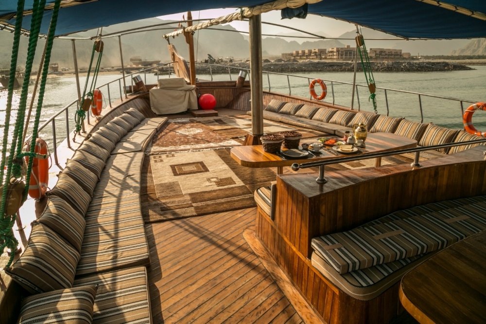 Oman traditional craftsmanship of dhows