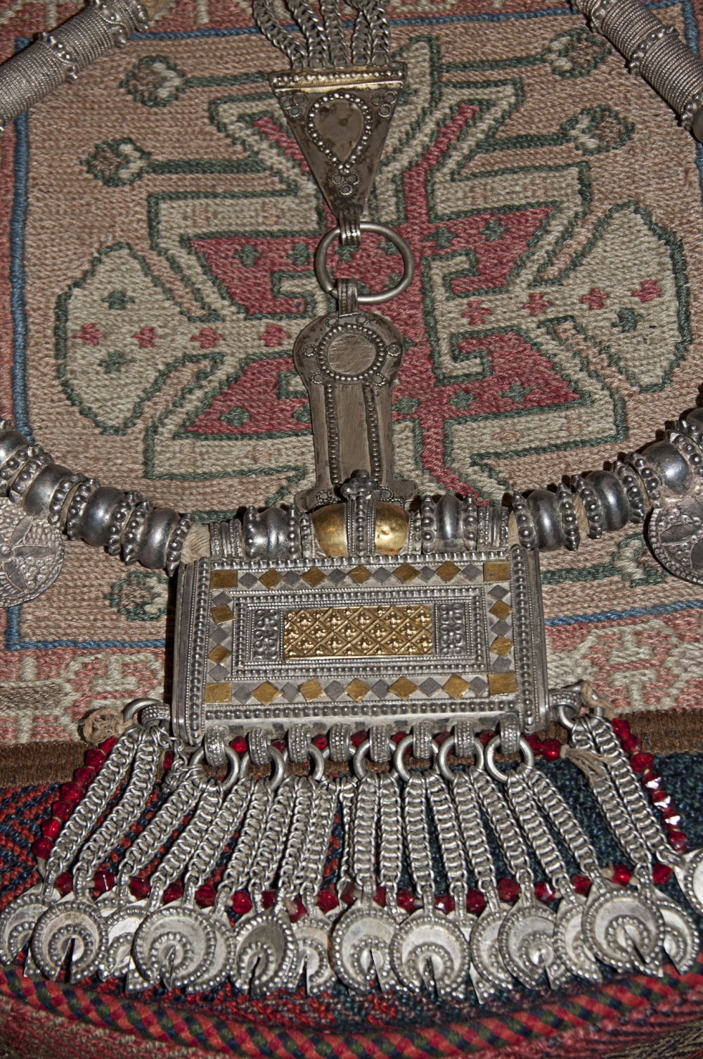Silverware is one of the oldest industries in the Sultanate of Oman as it dates back to the fourth millennium BC