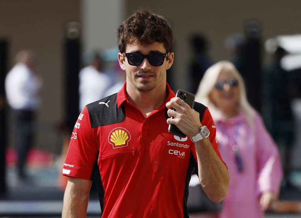 Formula One F1 - Abu Dhabi Grand Prix - Yas Marina Circuit, Abu Dhabi, United Arab Emirates - November 24, 2023 Ferrari's Charles Leclerc arrives ahead of practice REUTERS/Hamad I Mohammed
