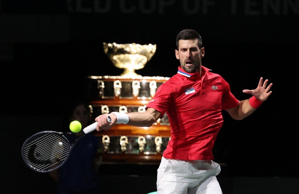 Tennis - Davis Cup - Finals - Serbia v Britain - Palacio de deportes Martin Carpena, Malaga, Spain - November 23, 2023 Serbia's Novak Djokovic in action during his match in the quarter final against Britain's Cameron Norrie REUTERS/Violeta Santos Moura
