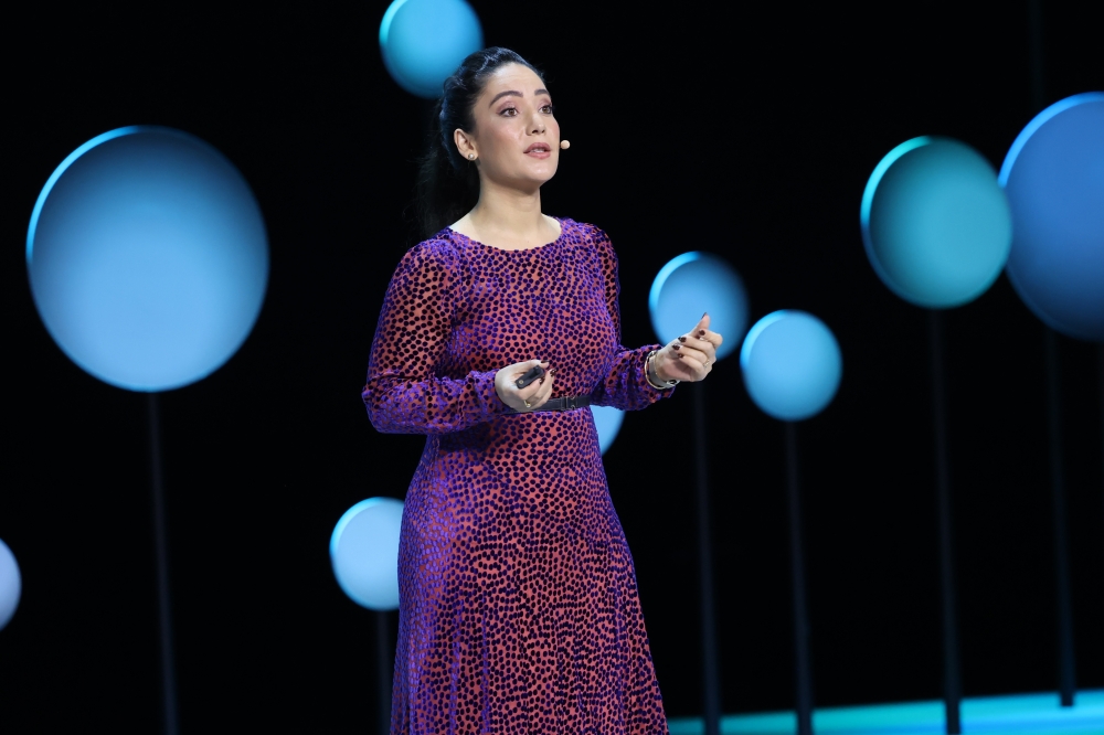 Nina Schick speaking at the WISE11 Summit in Doha