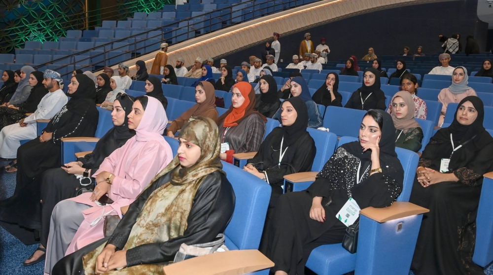 HH Sayyid Bilarab presides over opening of startups forum