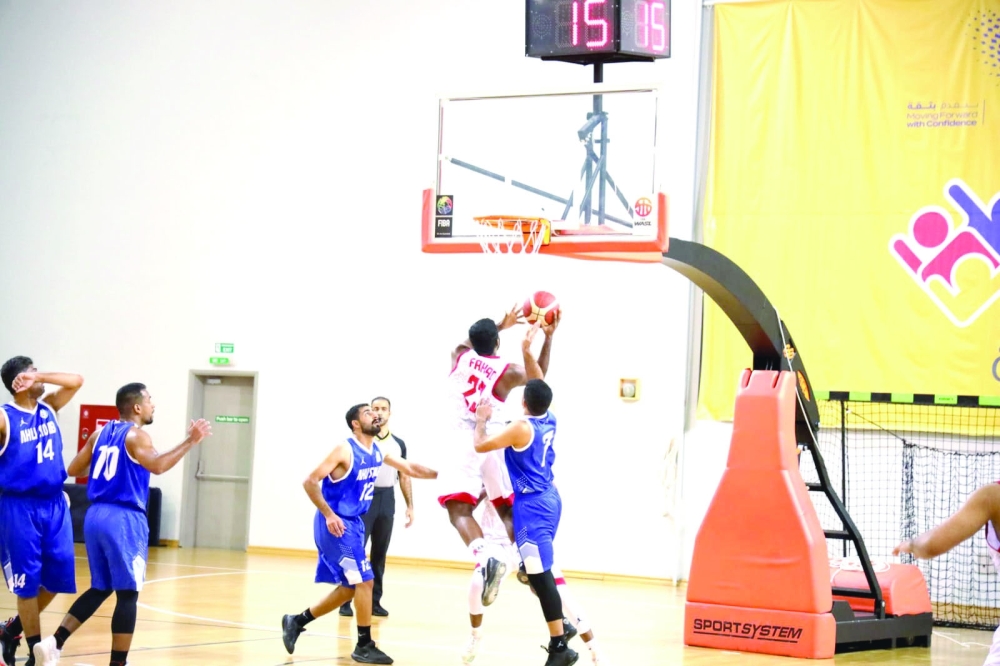 Oman Club against Ahli Sidab Club 