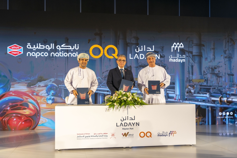 Hilal Al Kharusi signing an investment agreement with one of the partners


