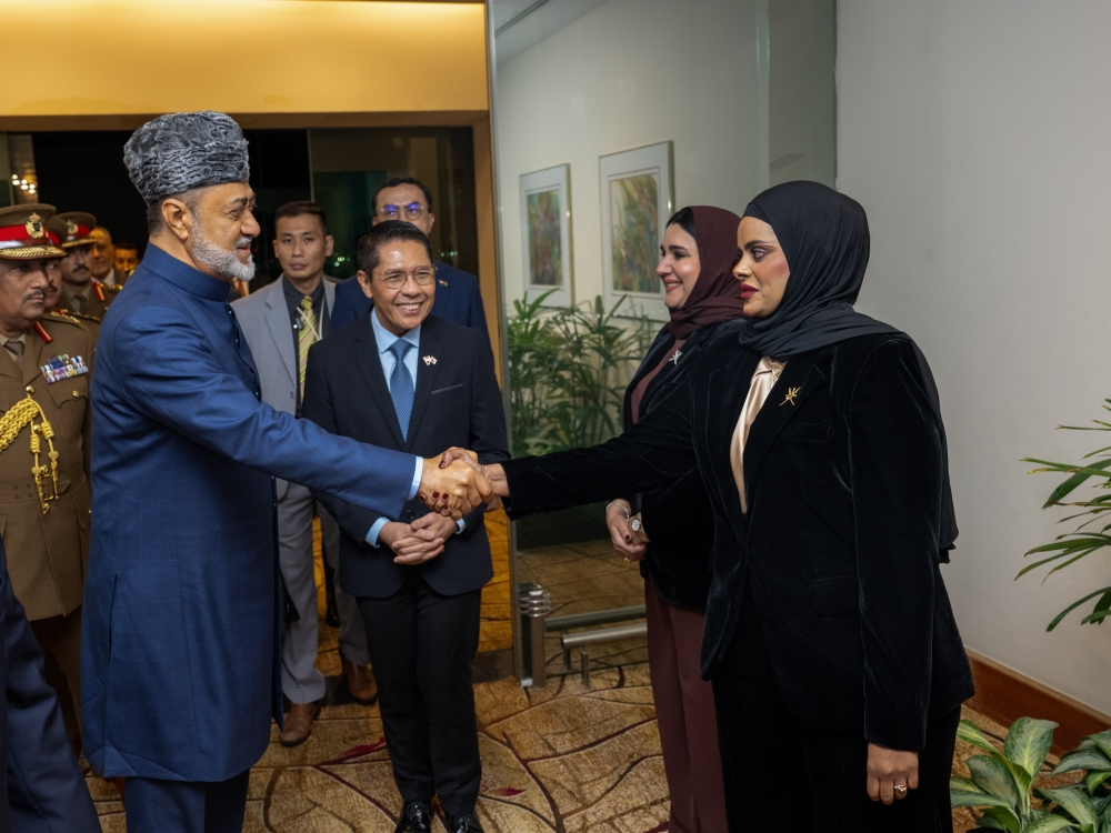 His Majesty arrives in Singapore