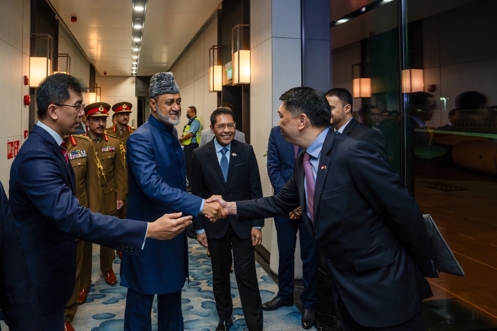 His Majesty arrives in Singapore